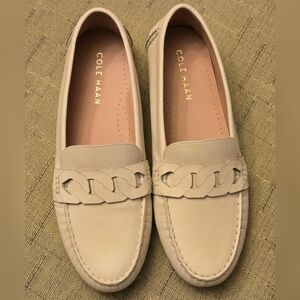 Cole Haan‎ Women's Evelyn Chain Style Loafer Ivory Leather US 7.5B EUC